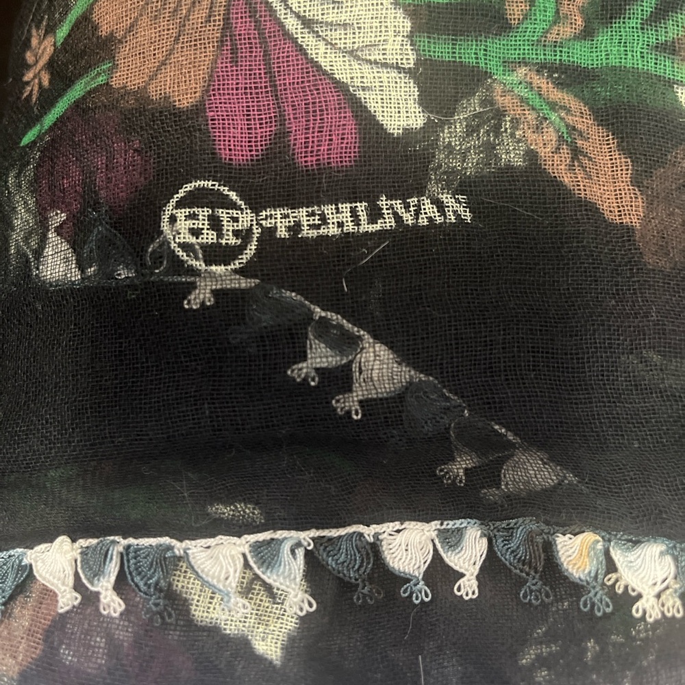 EP Pehlivan Floral Scarf